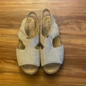 Womens naturalizer sandals